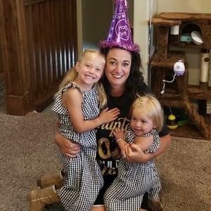 Meet your Posher, Stacy